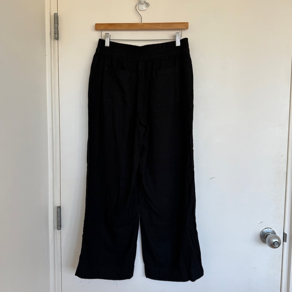Old Navy Black Elastic Waist Pants - Picture 2 of 4